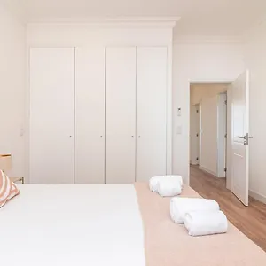 Guestready - Priorado - Yellow Lisboa